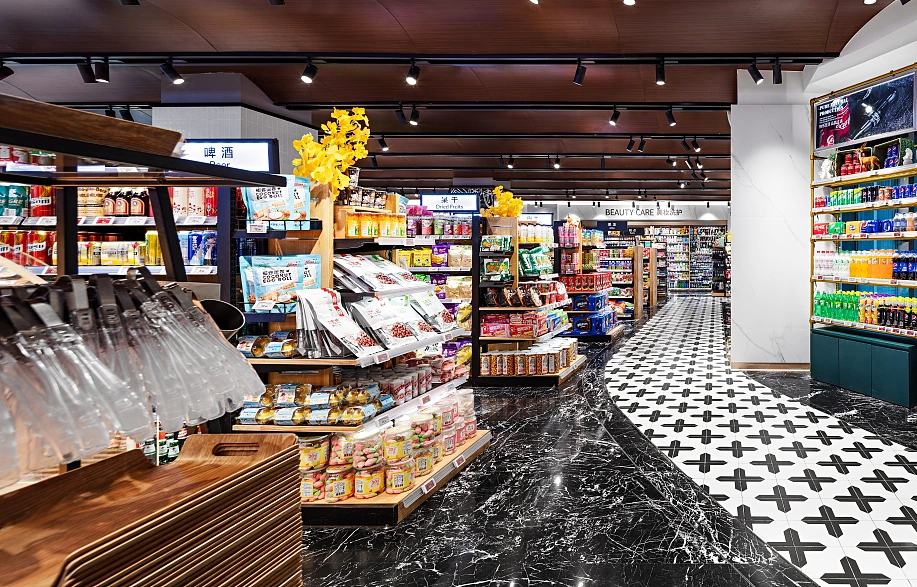 Son şirket blogları hakkında Artan hibrit perakende trendi: İngiltere'deki fiziksel mağazaların acilen daha uyarlanabilir teşhir ekipmanlarına ihtiyacı var